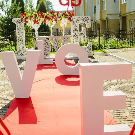 Amber & Cafe 3* Bohorodchany