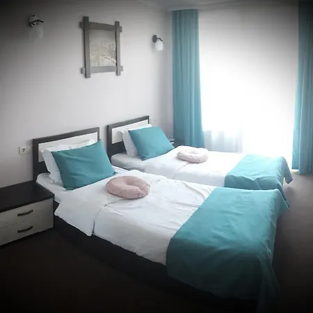 Hotel Amber & Cafe Bohorodchany
